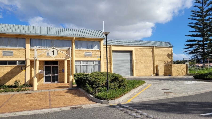 To Let commercial Property for Rent in Montague Gardens Western Cape